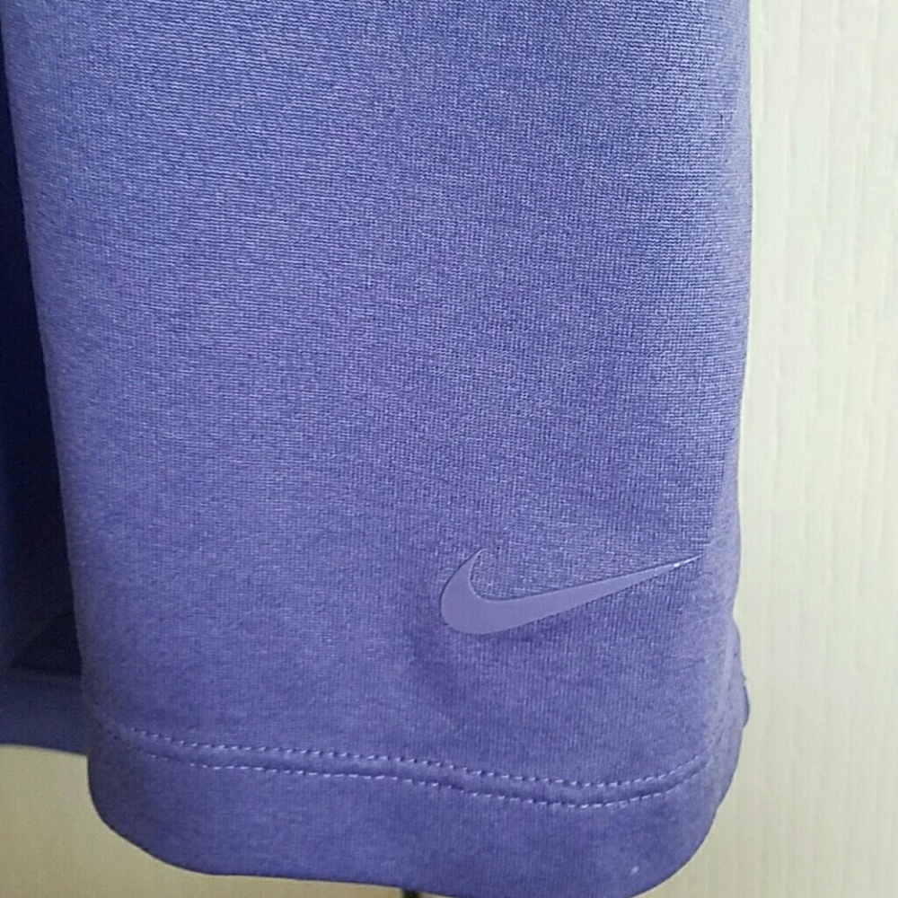 Nike Dri-Fit racerback workout tank - Picture 3 of 4